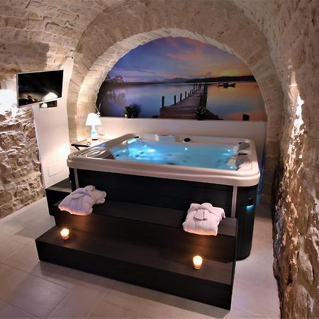 Albergo Diffuso Dimora Rossi B&B Turi Kültér fotó